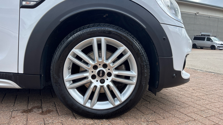 MINI Countryman 1.5 Cooper Exclusive 5dr Petrol Hatchback